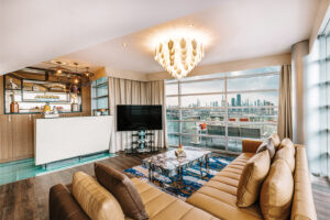 Golden Grand Suite_Living Area 3